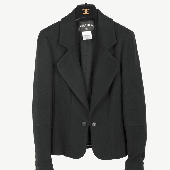 Chanel Black Wool-Blend Panelled Buttoned-Chain Blazer - Picture 1 of 12